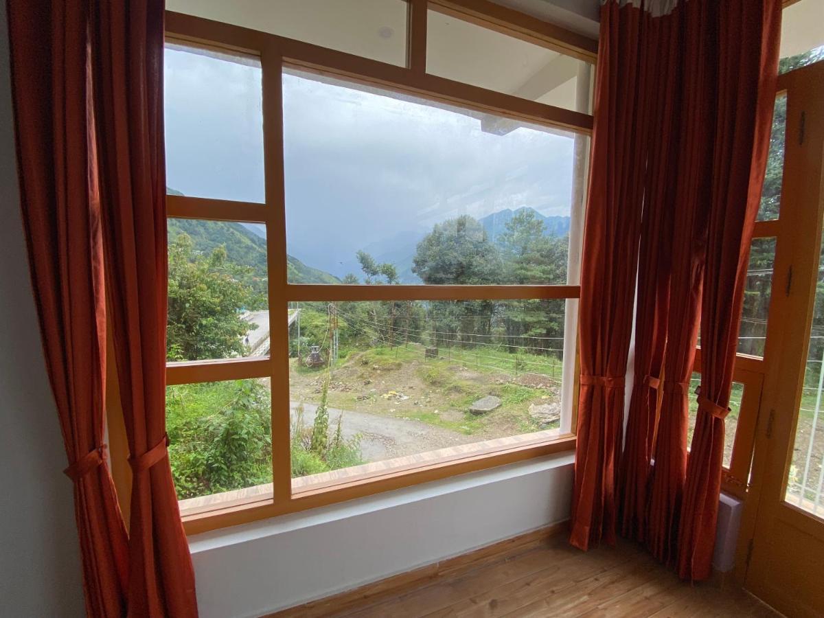 Hotel Mansarovar Inn Munsyari 외부 사진